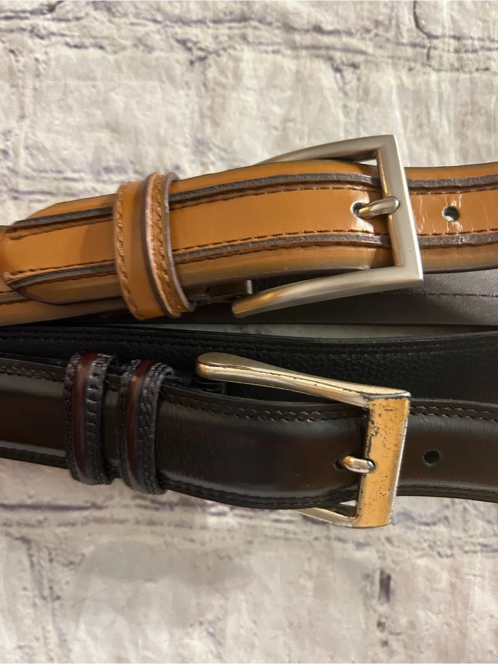 FLORSHEIM CARMEL BROWN LEATHER BELT SIZE 38 & CORDOVAN BLACK FULL GRAIN 38